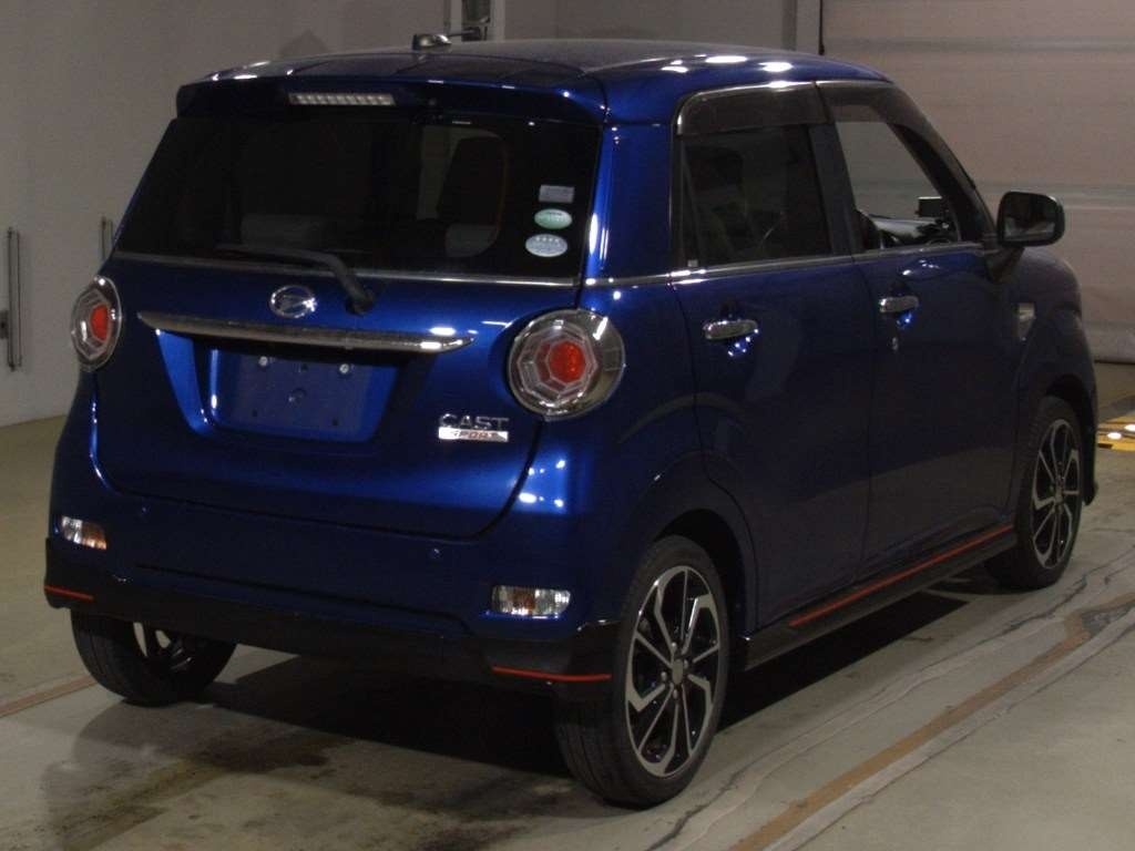 DAIHATSU CAST