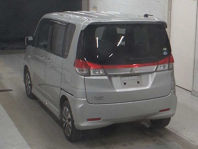 MITSUBISHI DELICA D:2
