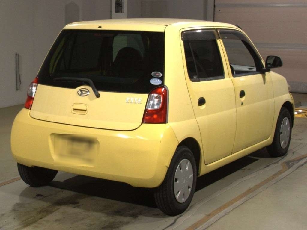 DAIHATSU ESSE
