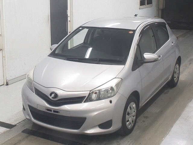 TOYOTA VITZ