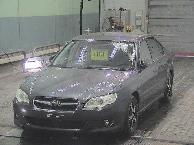 SUBARU LEGACY B4