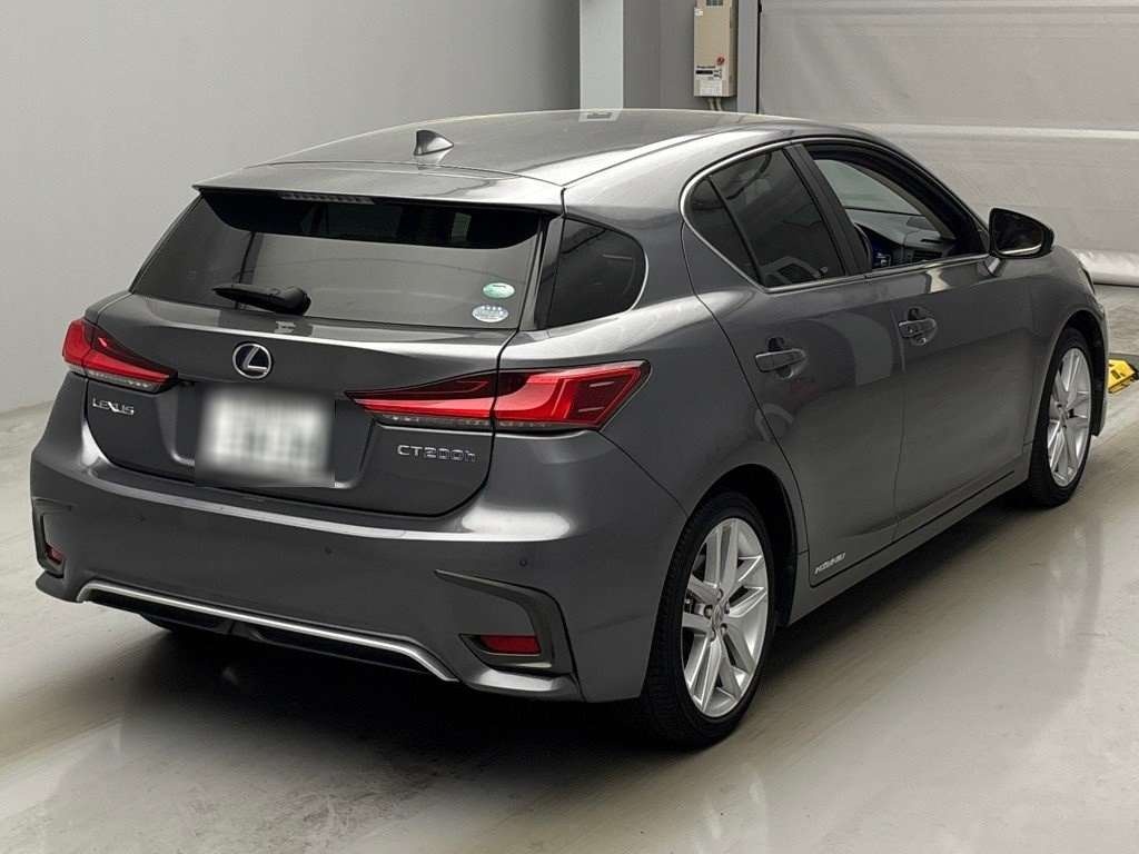 LEXUS CT200H