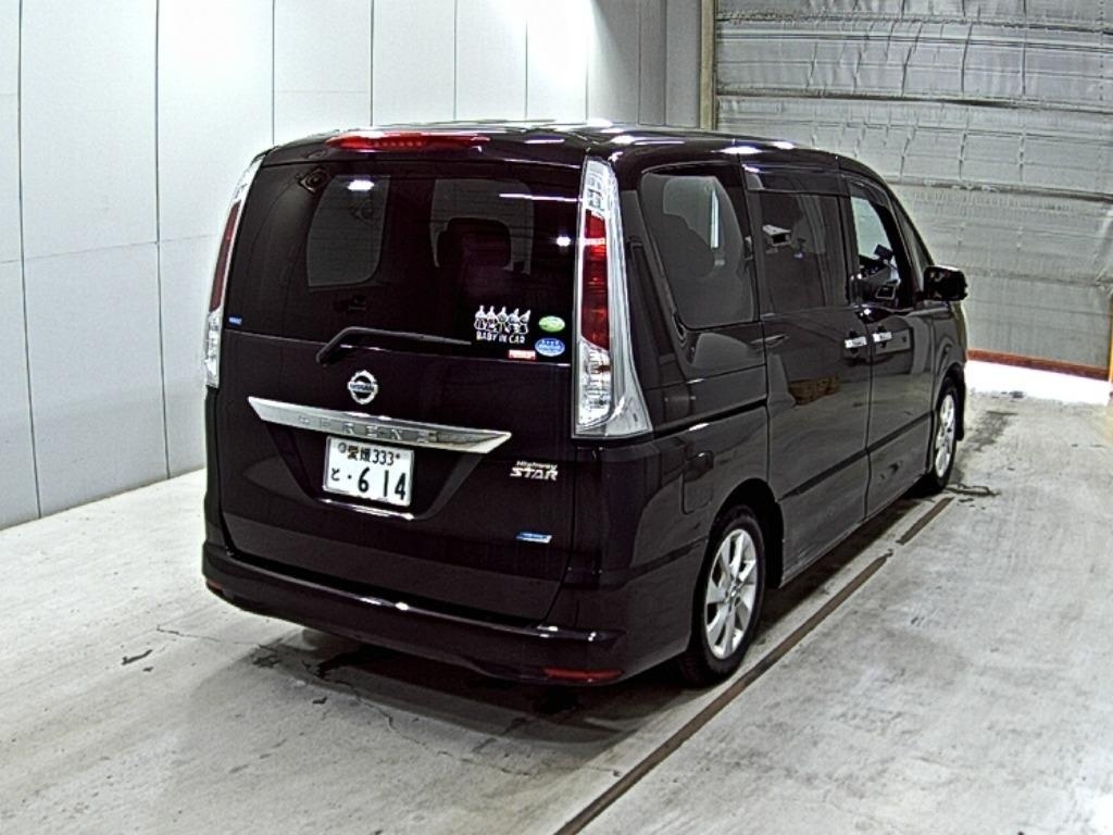 NISSAN SERENA