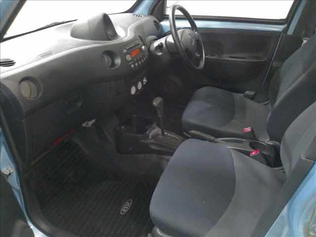 DAIHATSU ESSE