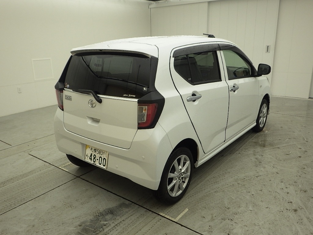TOYOTA PIXIS EPOCH