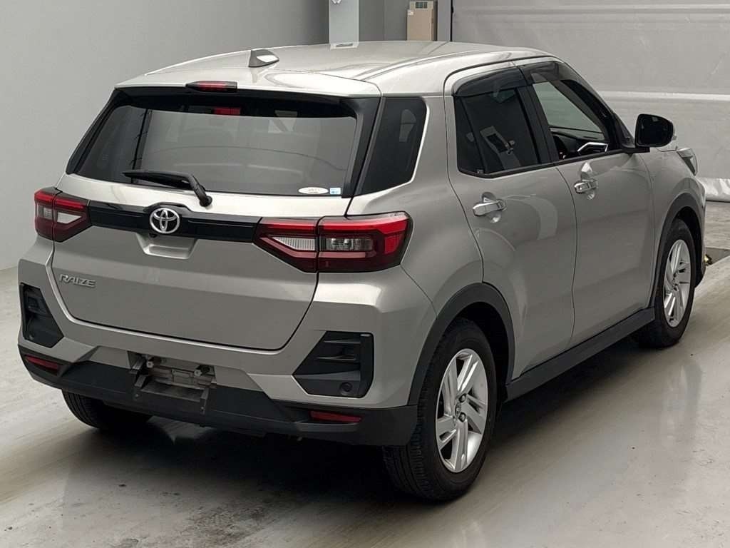 TOYOTA RAIZE