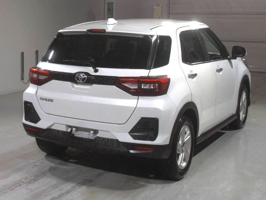 TOYOTA RAIZE