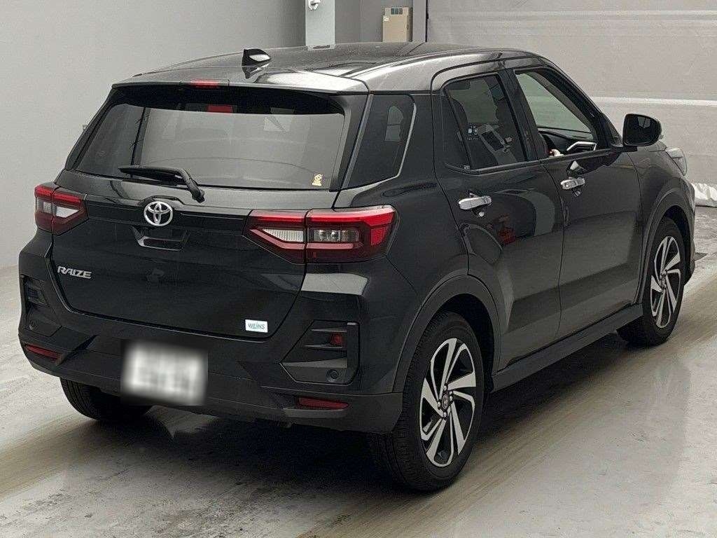 TOYOTA RAIZE