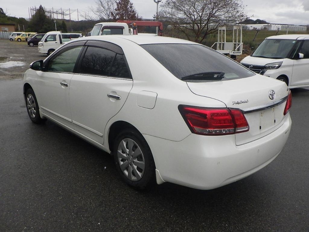 TOYOTA PREMIO