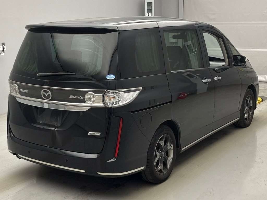 MAZDA BIANTE