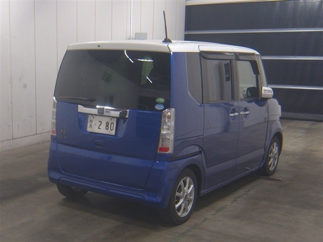 HONDA N-BOX