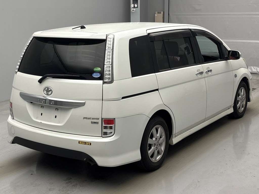 TOYOTA ISIS