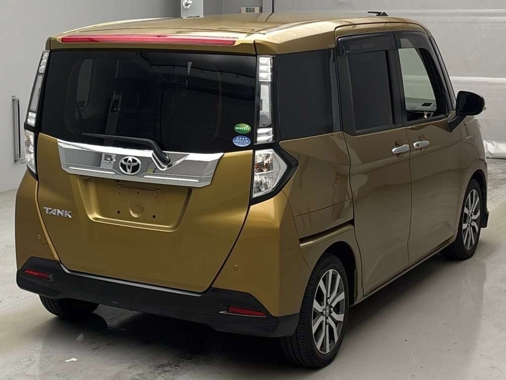 TOYOTA TANK