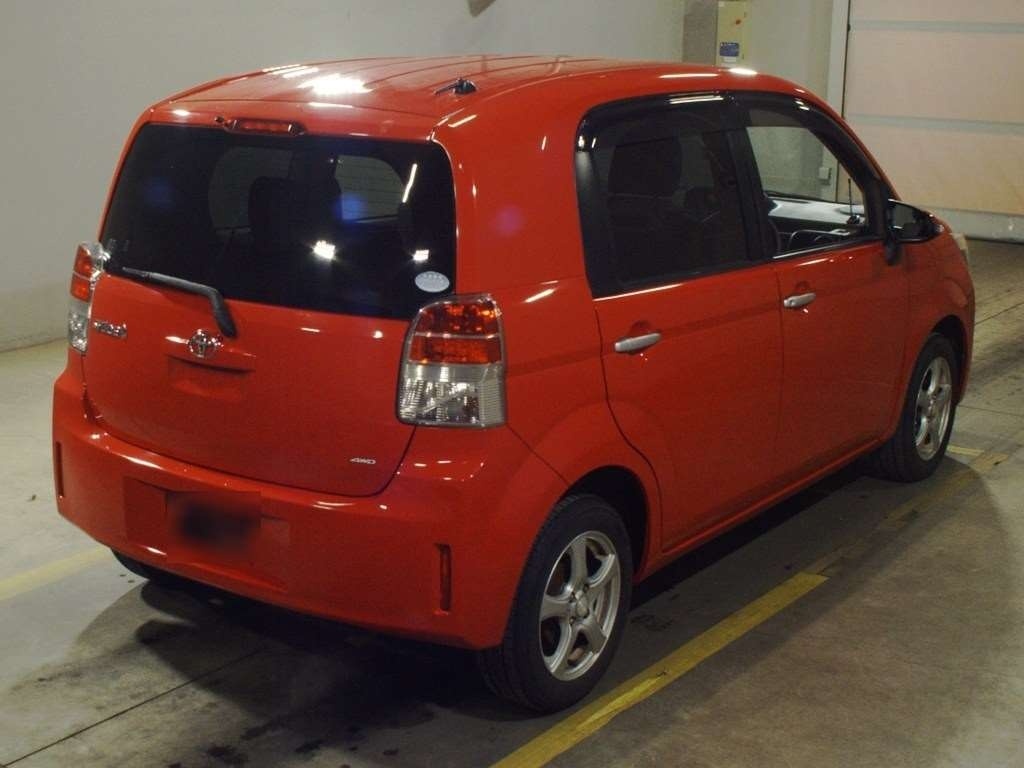 TOYOTA SPADE