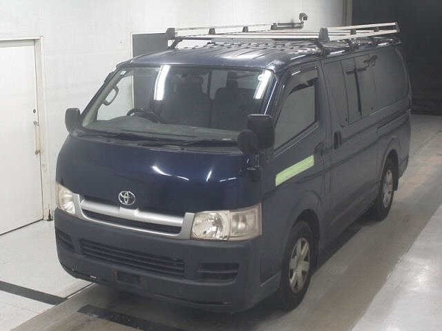 TOYOTA REGIUS ACE