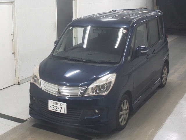 MITSUBISHI DELICA D:2