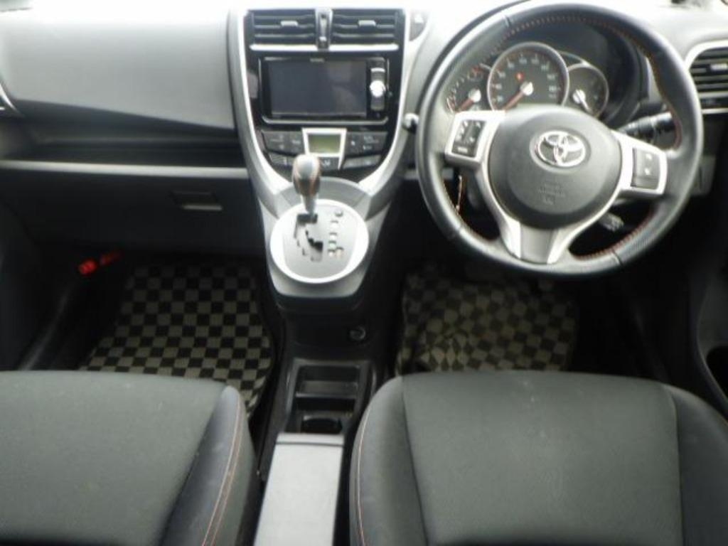 TOYOTA RACTIS