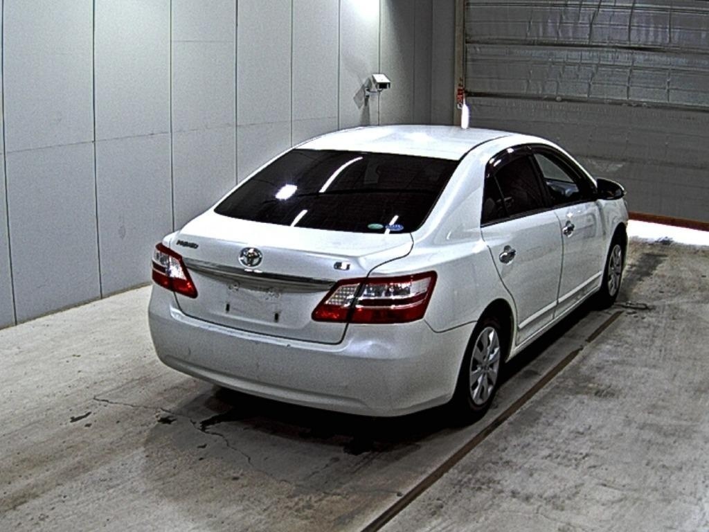 TOYOTA PREMIO