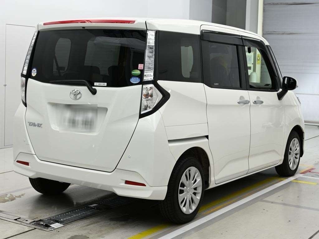 TOYOTA TANK