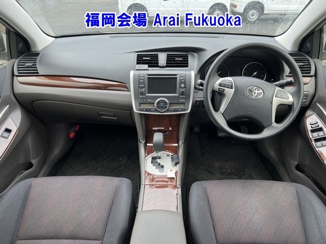TOYOTA PREMIO