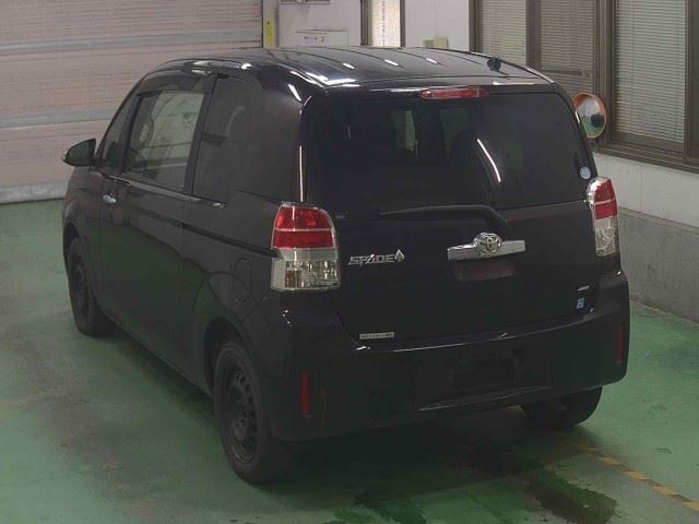 TOYOTA SPADE