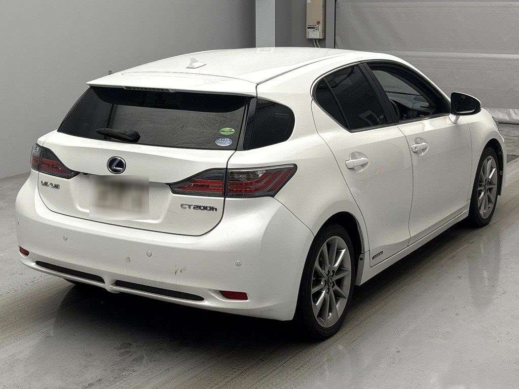 LEXUS CT200H