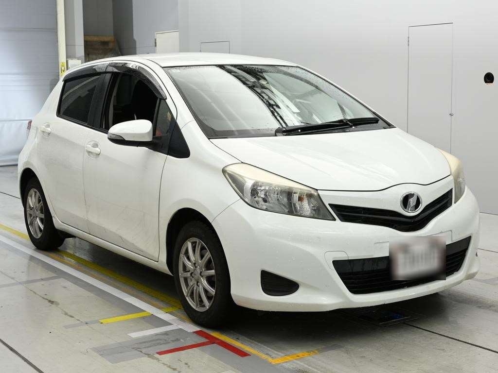 TOYOTA VITZ