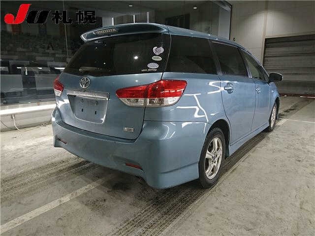 TOYOTA WISH