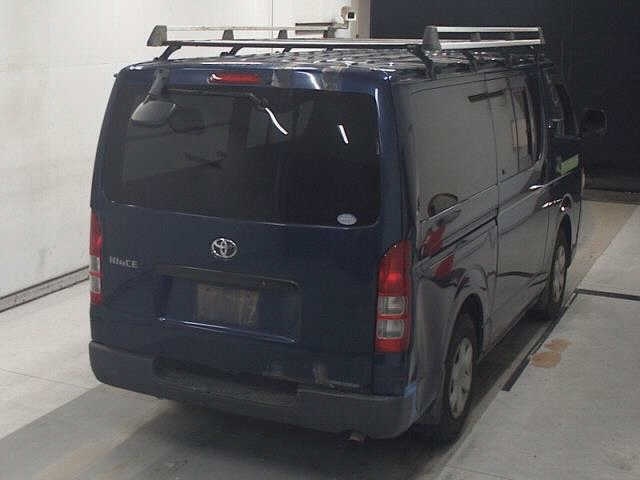 TOYOTA REGIUS ACE