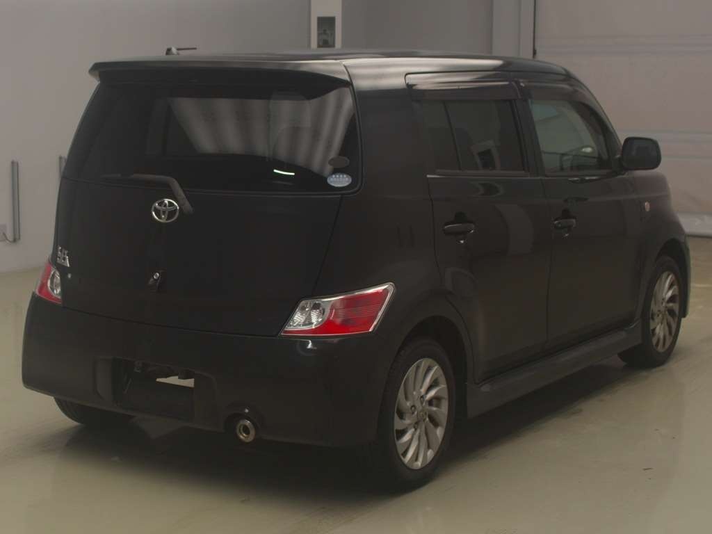 TOYOTA BB
