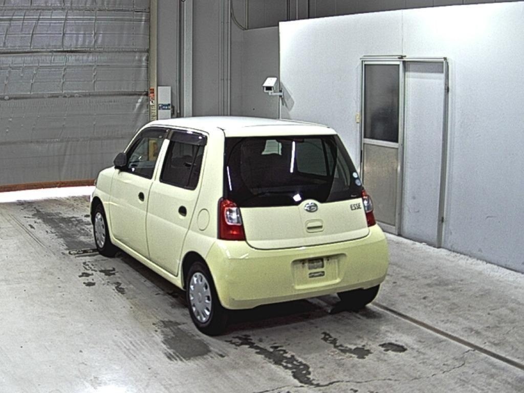 DAIHATSU ESSE