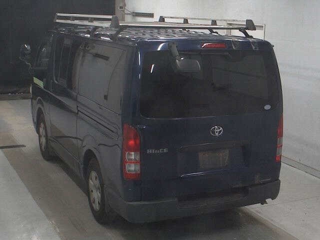 TOYOTA REGIUS ACE