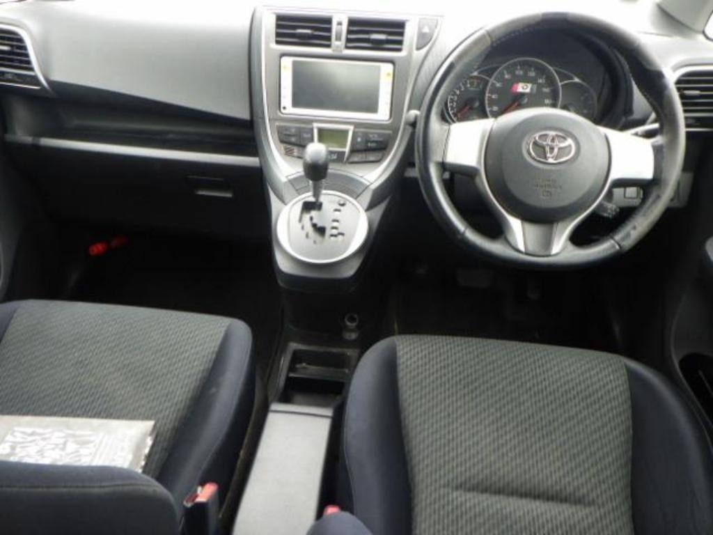 TOYOTA RACTIS