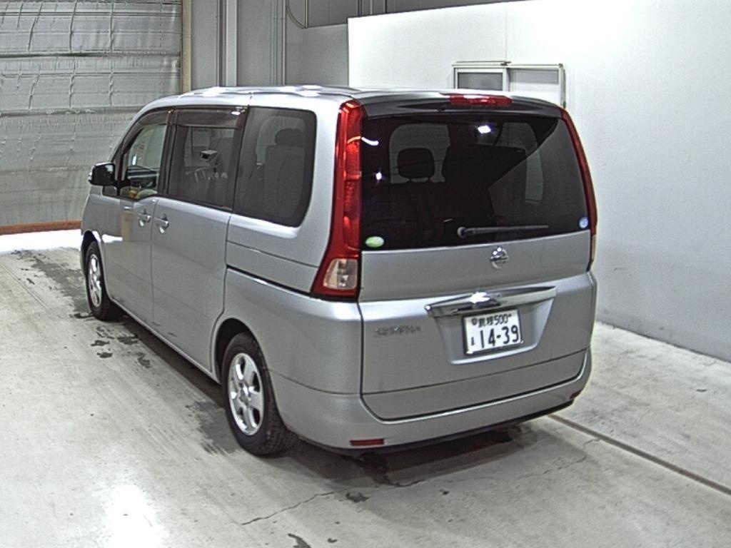 NISSAN SERENA