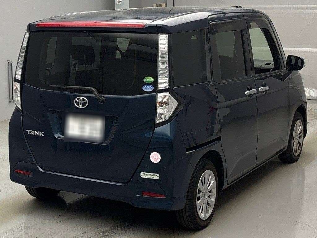TOYOTA TANK