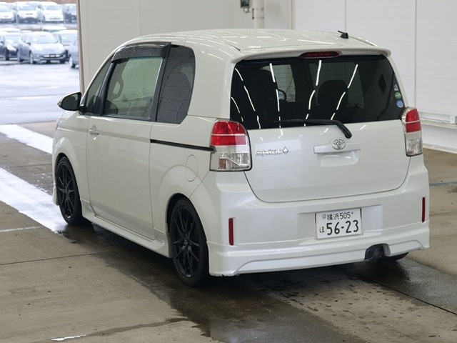 TOYOTA SPADE