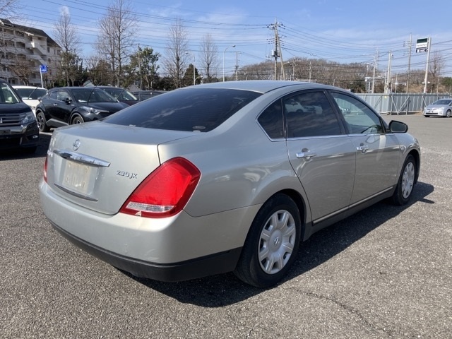 NISSAN TEANA