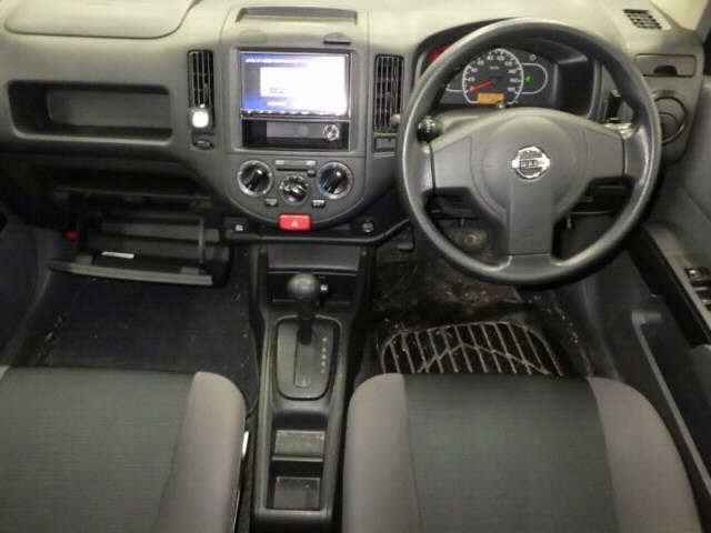 NISSAN AD