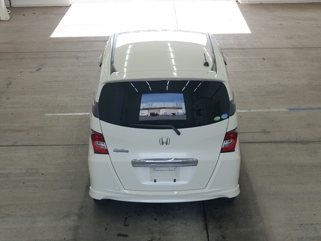 HONDA FREED SPIKE