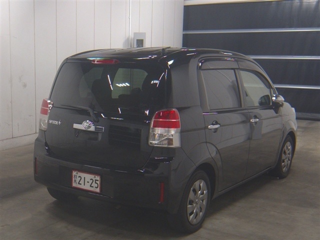 TOYOTA SPADE