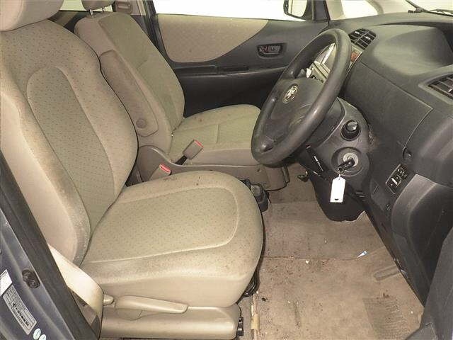 TOYOTA RACTIS