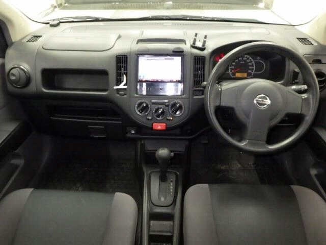 NISSAN AD
