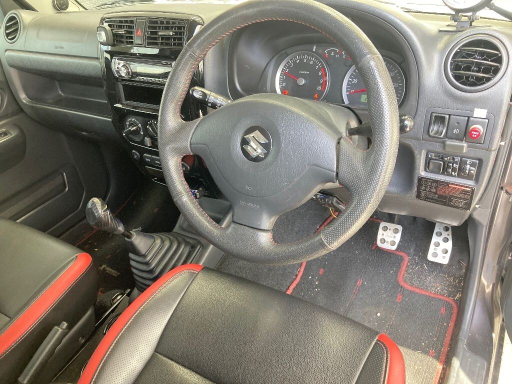 SUZUKI JIMNY