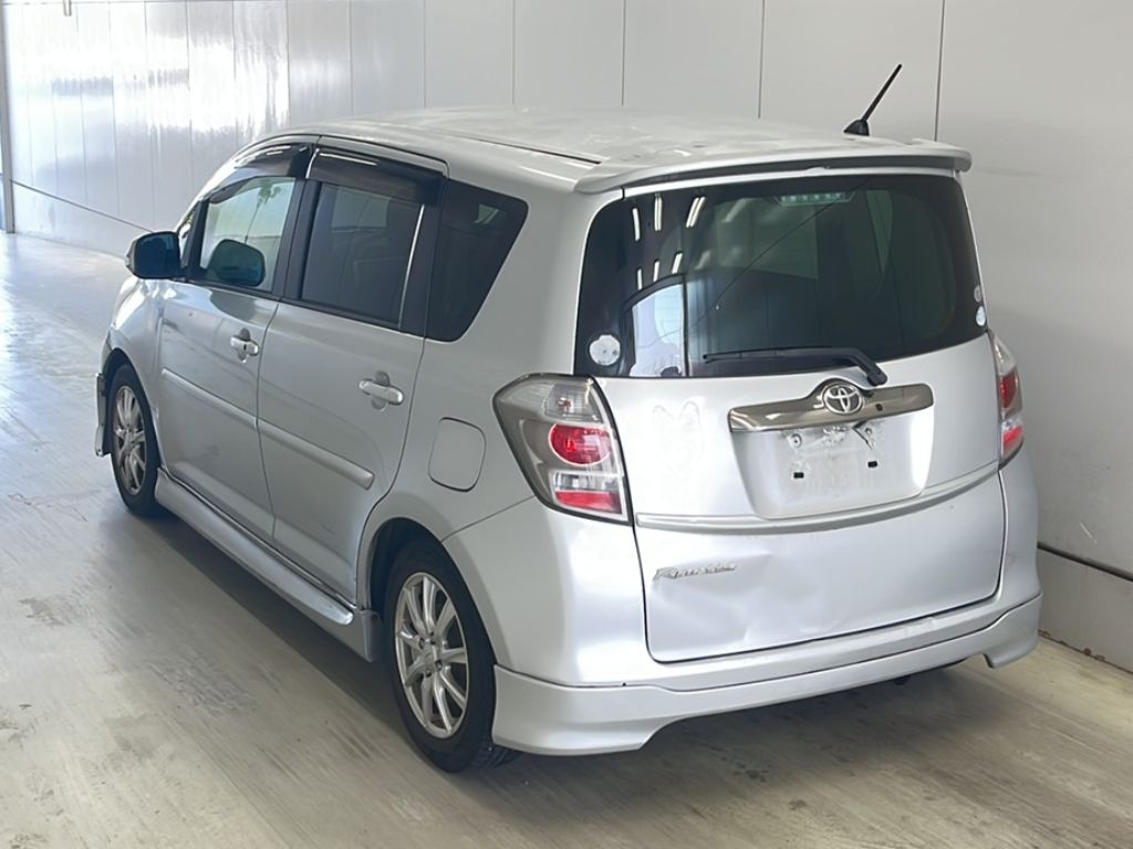 TOYOTA RACTIS