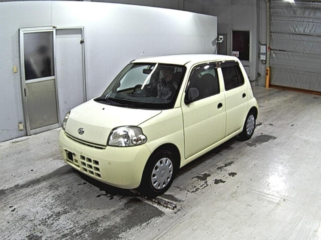 DAIHATSU ESSE