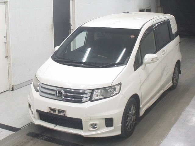 HONDA FREED SPIKE
