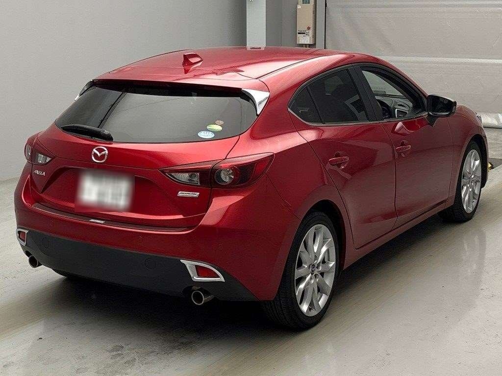 MAZDA AXELA