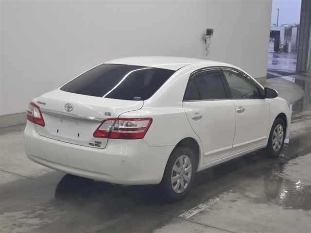 TOYOTA PREMIO