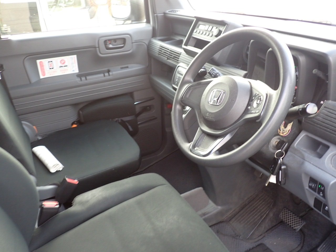 HONDA N-VAN