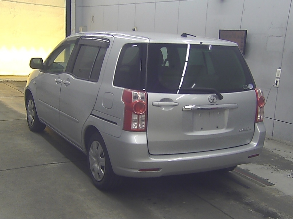 TOYOTA RAUM